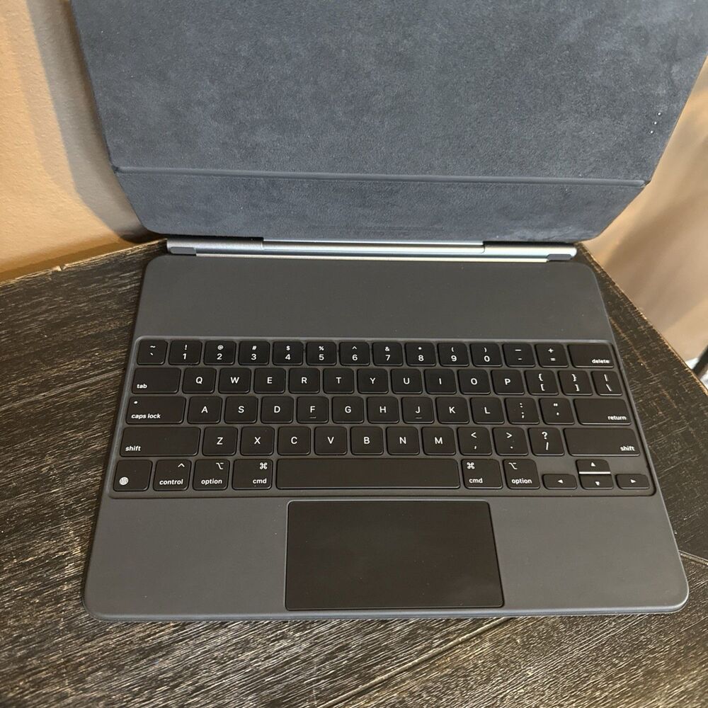 Apple Magic Keyboard for iPad Pro 12.9" Keyboard Folio Case Black A1998 EUC - Picture 2 of 10